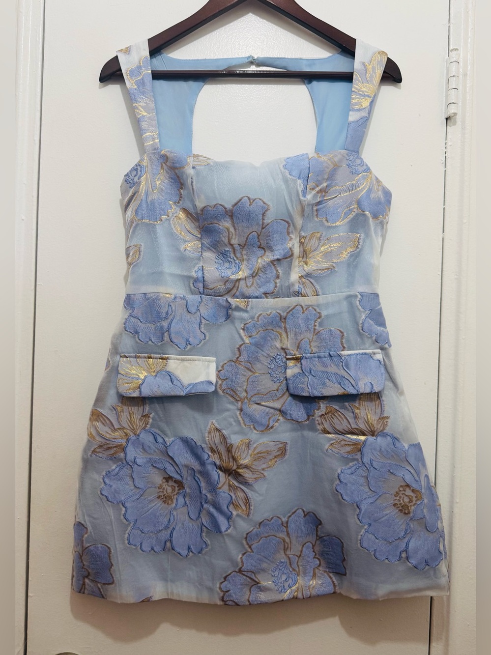Women’s blue dress size M
